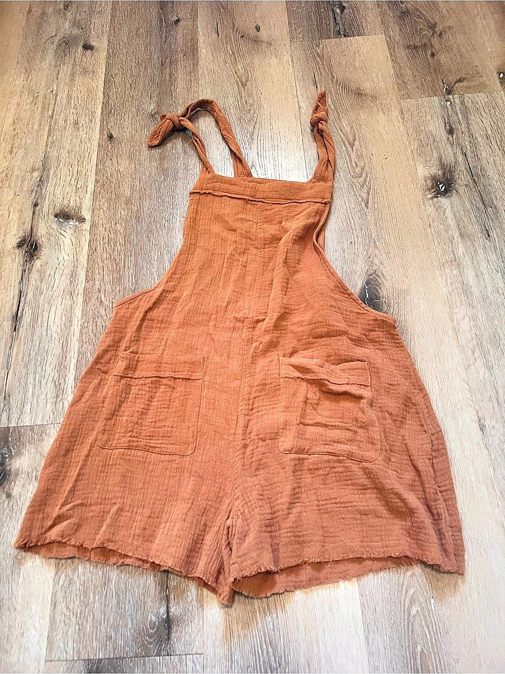 Loveriche Romper in Orange Size Medium 95% Cotton 5% Polyester